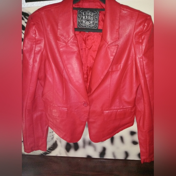LAST KISS RED FAUX MOTO LEARGER JACKET SIZE XL - Picture 1 of 3